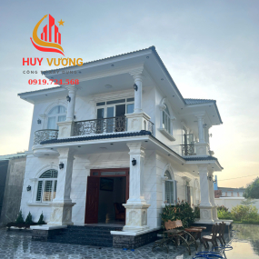 Chị Yến - An Hoà